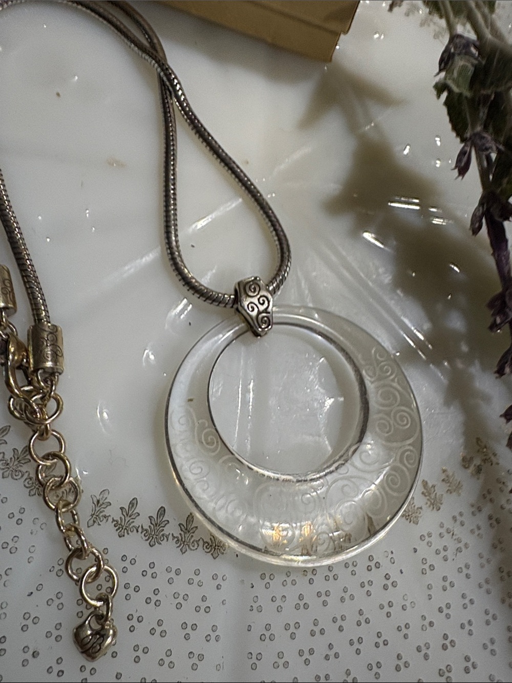 Brighton Rare lava lounge Silver-Tone Clear Circle Pendant Necklace